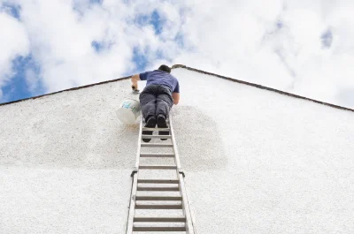 Peinture extérieure à la Bazoge — façades et ravalement